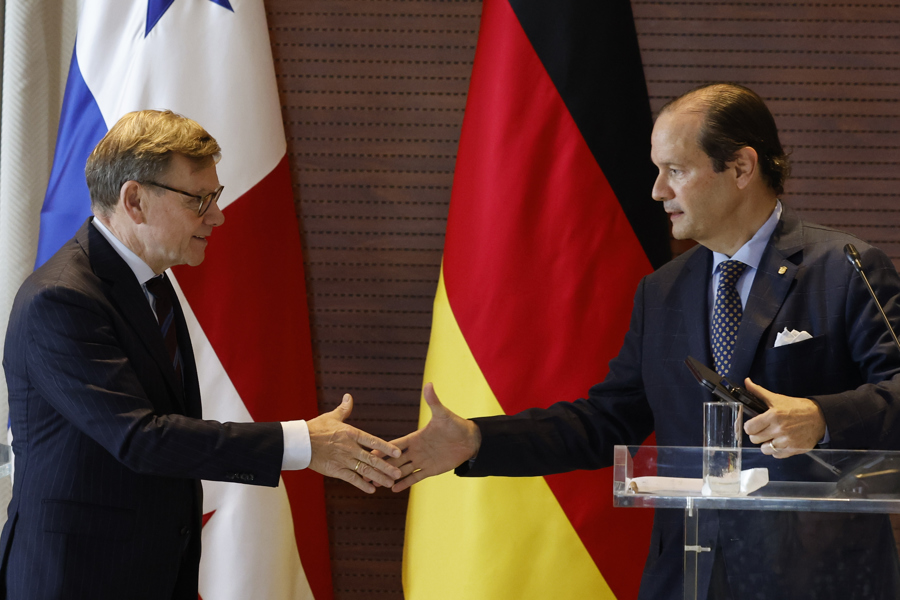 Panamá y Alemania apuestan por proteger las vías de navegación para asegurar el comercio