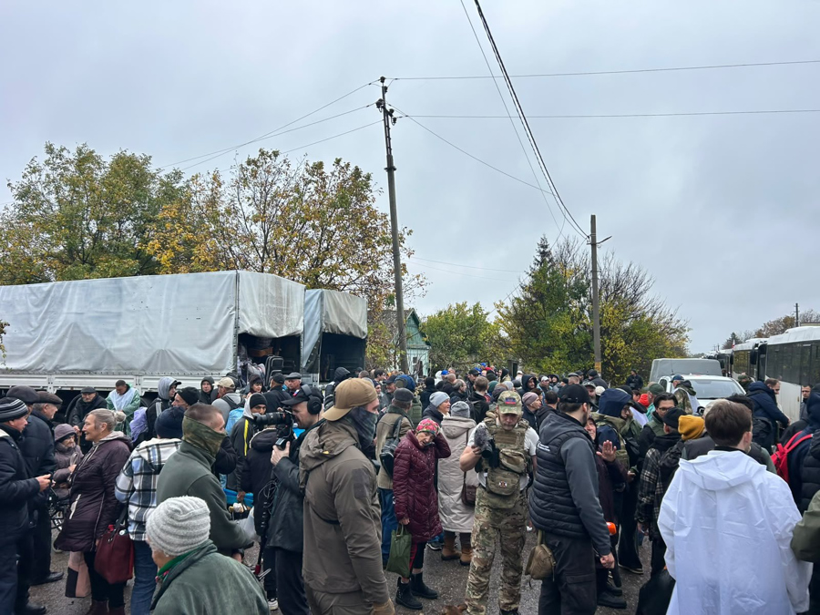 Rusia y Ucrania completan misión humanitaria en Olekshi en medio de una tregua inédita