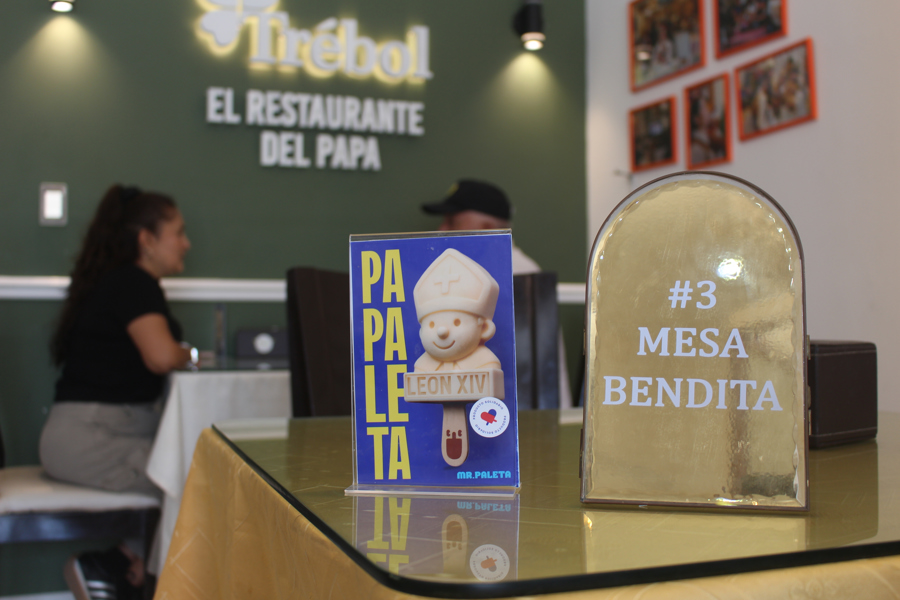 El papa León XIV se hace omnipresente en Chiclayo con estatuas, murales e incluso comida