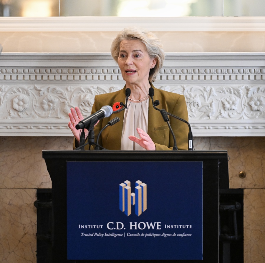 Von der Leyen insiste en que Canadá sea miembro asociado de la UE pese a las objeciones