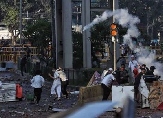 Seis muertos en enfrentamientos en Indonesia tras el anuncio de los resultados presidenciales