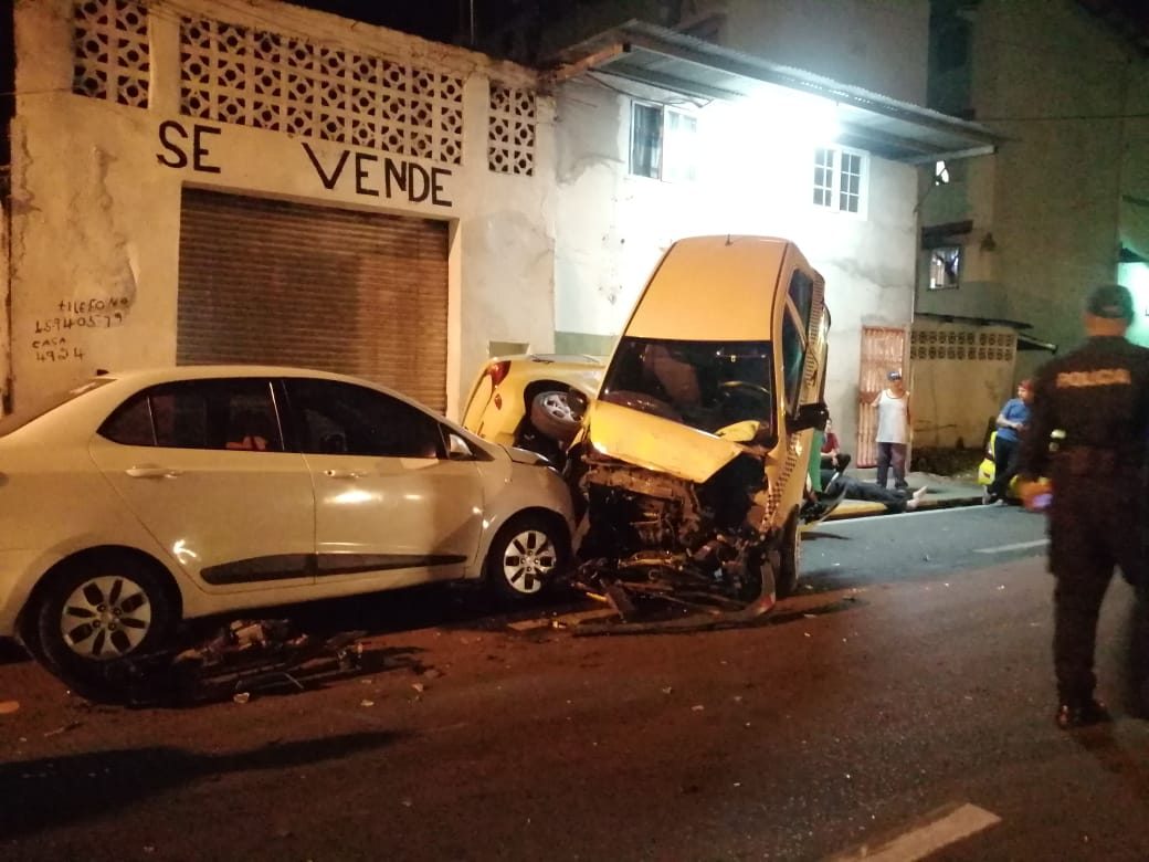 Policía desmiente versión de camionero que arrolló 38 autos en El Chorrillo