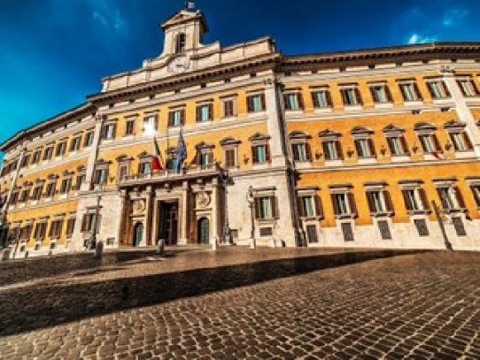 Escándalo en Italia porque cinco diputados recibieron ayudas "Bonus Covid"