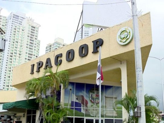 Imputan cargos a siete personas por ocupar puestos “botellas” en Ipacoop