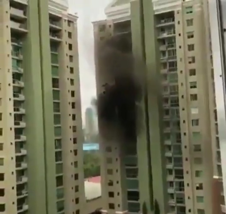 Desalojan inquilinos de un PH en Costa del Este por incendio
