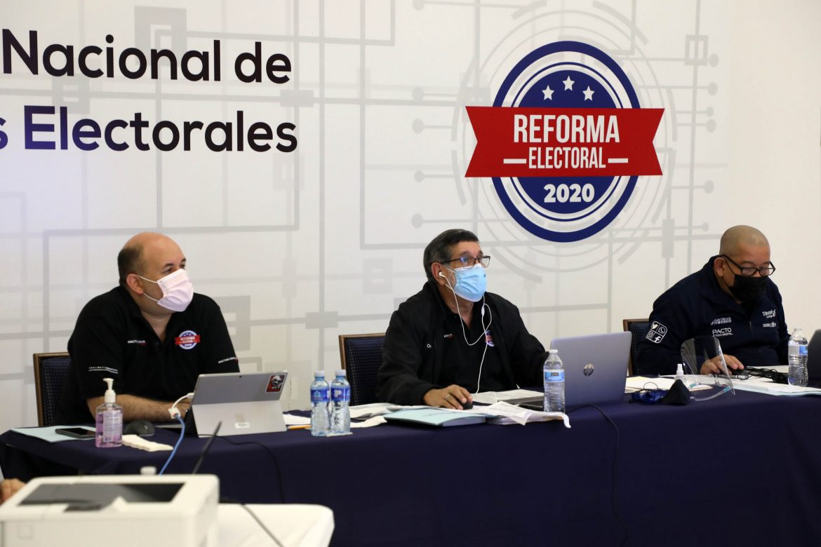 CNRE tendrá más tiempo para debatir paquete de reformas electorales