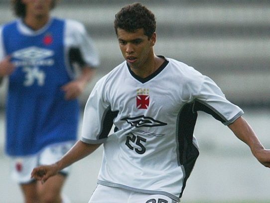 Fallece de un infarto el exfutbolista brasileño, Rafael Coutinho