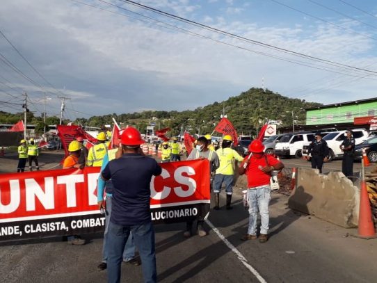 Panamá encara diálogo en medio de protestas en Latinoamérica