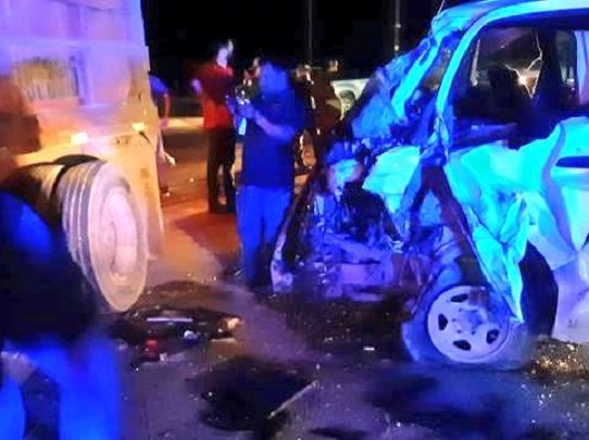 Al menos 13 lesionados tras accidente vehicular en Antón