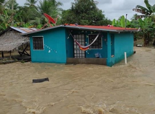 783 familias y viviendas afectadas por desastre climatológico en el país