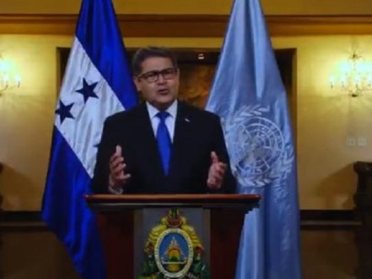 Grupos civiles piden renuncia de presidente de Honduras señalado de narcotráfico