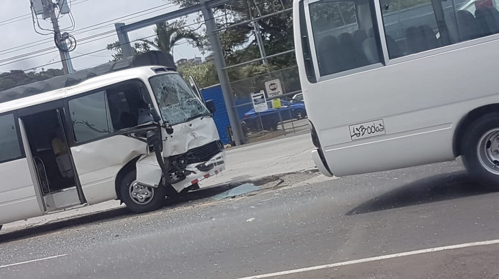 Nueve heridos tras triple colisión en Arraiján