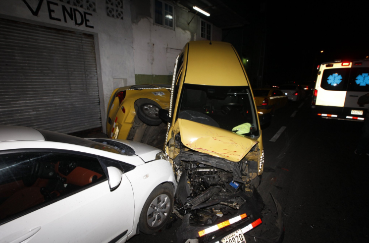 Cargos por homicidio culposo a camionero que arrolló 38 autos y dejó un muerto en El Chorrillo