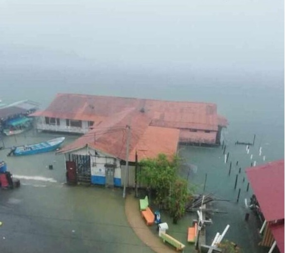 Bocas del Toro: Lluvias navideñas dejan 215 familias afectadas