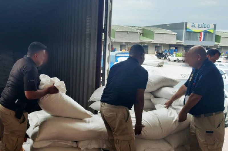 Más de 500 quintales de arroz de presunto contrabando decomisados en Merca Panamá