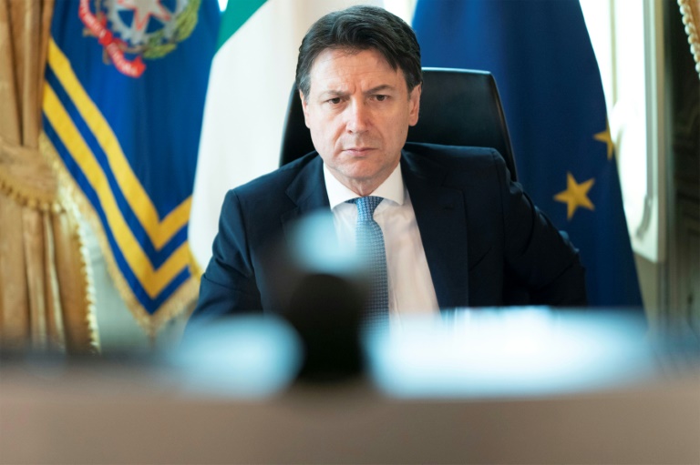Conte ataca a gobernadores rebeldes que quieren acelerar desconfinamiento en Italia