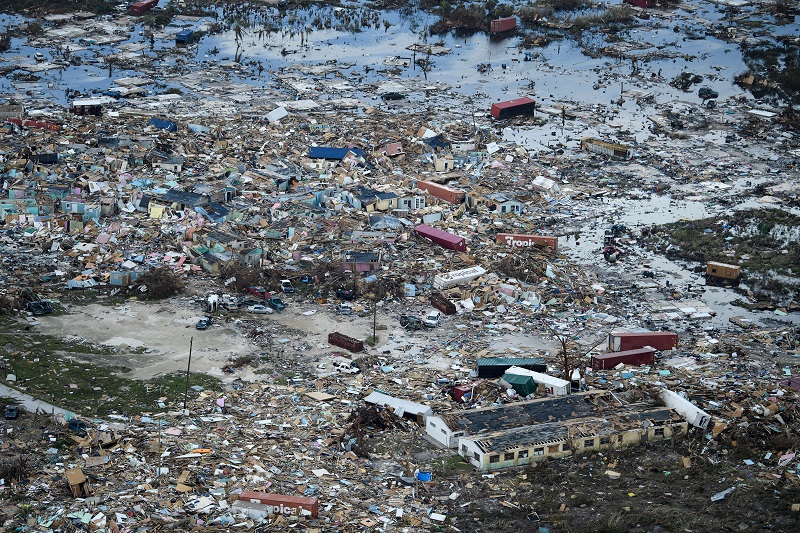 Cientos de desaparecidos en Bahamas tras paso devastador de huracán Dorian