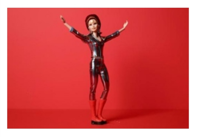Mattel presenta la Barbie inspirada en David Bowie