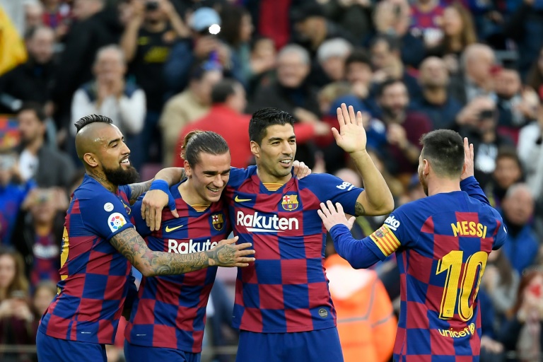 El Barça se marcha de vacaciones como líder tras imponerse al Alavés
