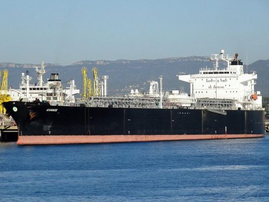 Europeos buscan instalar un puerto gasero en Vacamonte