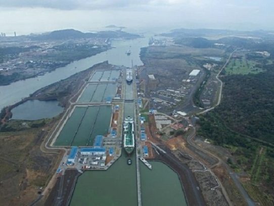 El Canal de Panamá anuncia autorización para tránsitos de calado máximo