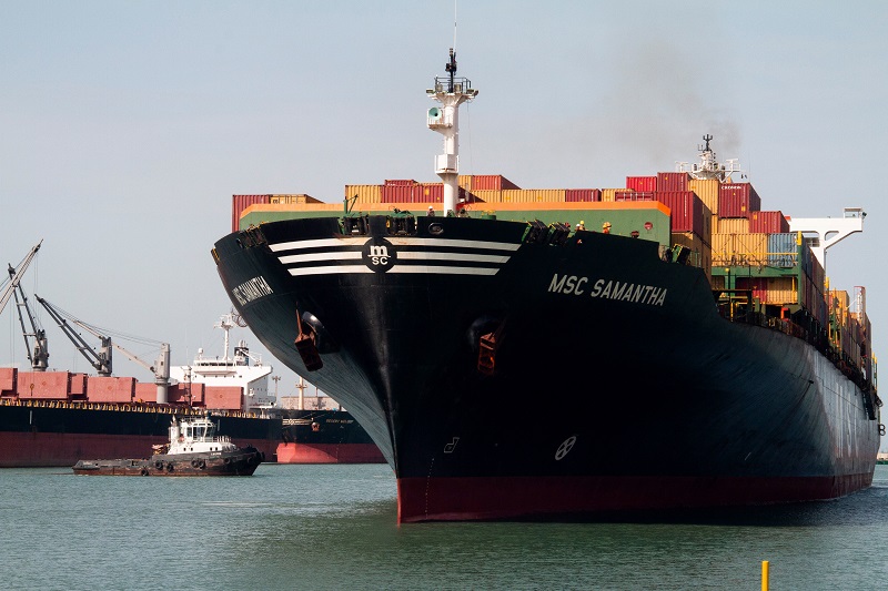 Tránsito de buques por Canal de Panamá es "espectacular", dice administrador