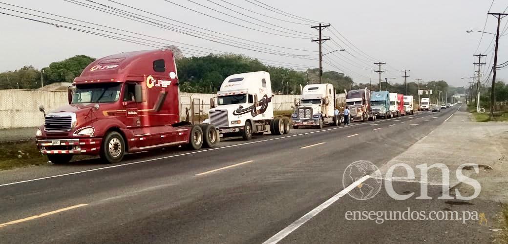 Transportistas de carga contenerizada piden ser atendidos por el presidente Cortizo