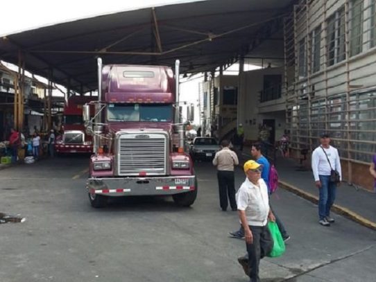 Panamá y Costa Rica analizan extensión de horarios en puestos fronterizos