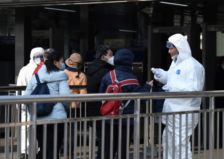 China confina a millones de personas para combatir el coronavirus