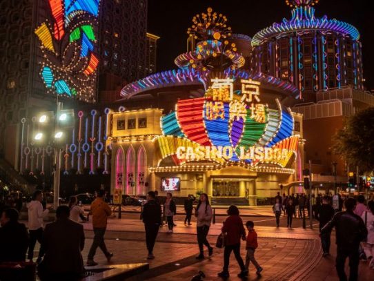 En Macao, China ve un modelo para la ciudad rebelde de Hong Kong