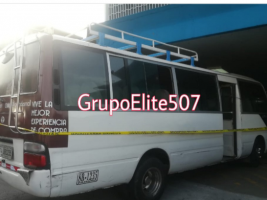 Matan a un adolescente dentro de bus coaster en Samaria, San Miguelito