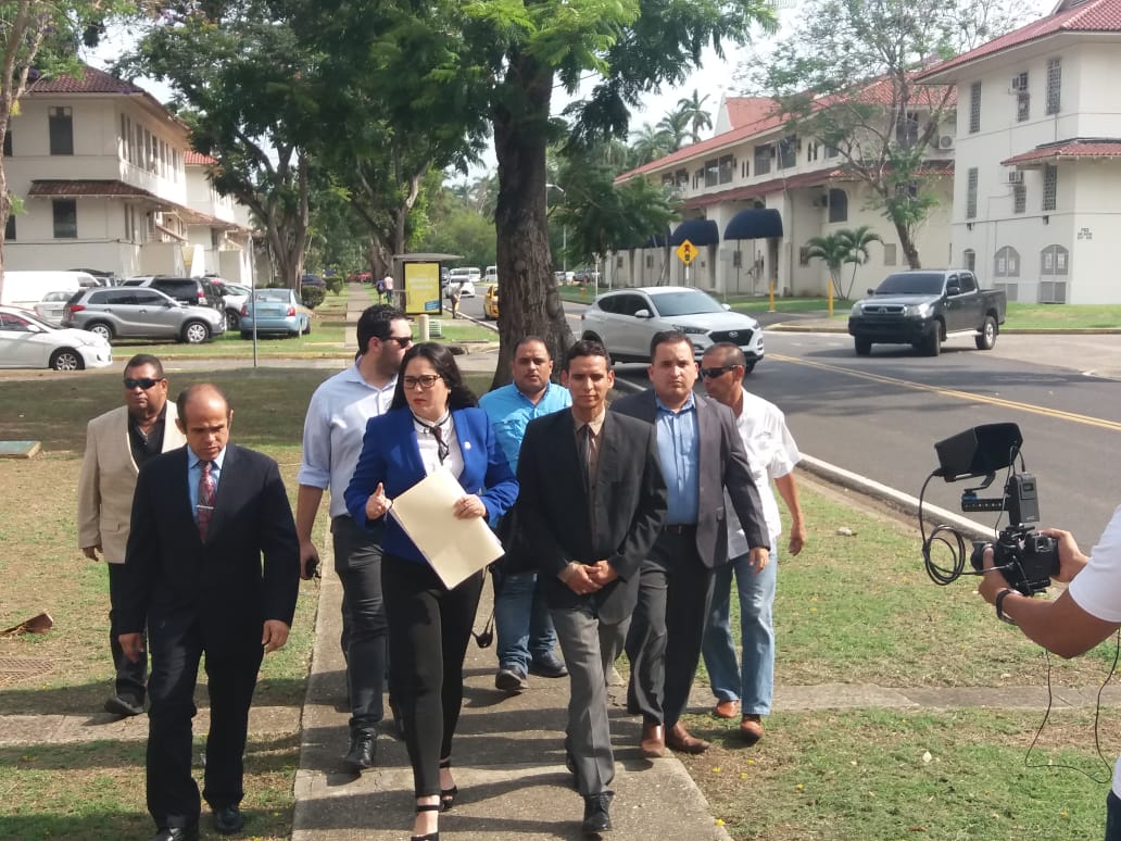 Diputada Zulay Rodríguez interpone una denuncia penal contra el contralor, Humbert