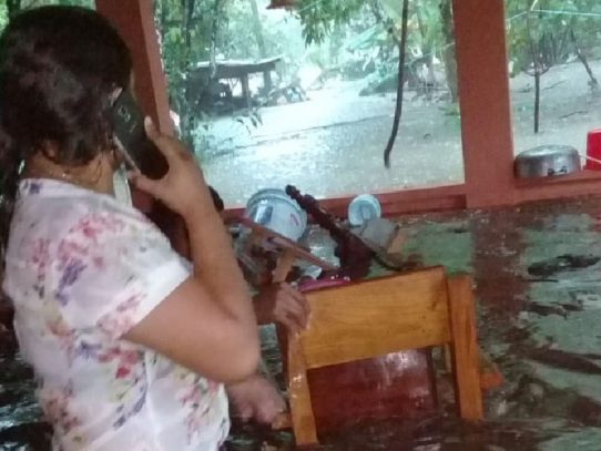 Al menos 30 viviendas afectadas por inundaciones en Chilibre