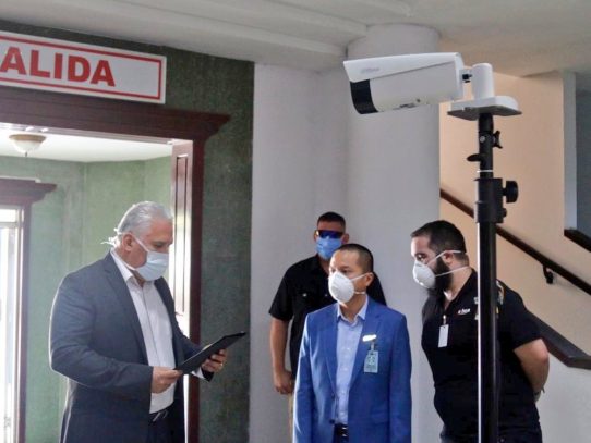 Dahua Technology Panamá dona al Minseg cámara térmica para medición de temperatura
