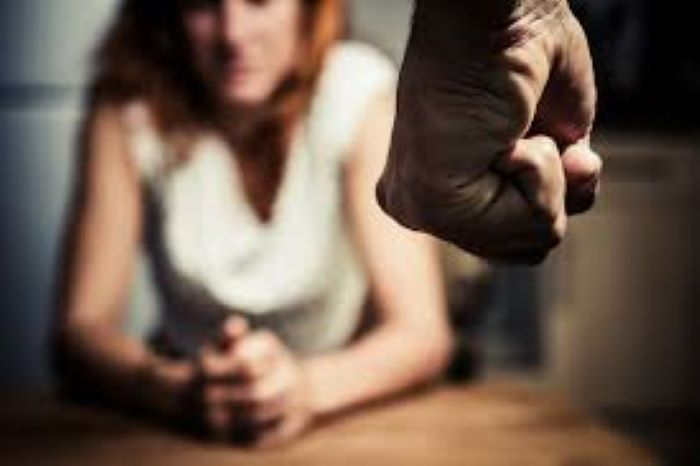 Inamu habilita línea de orientación  para mujeres víctimas de violencia doméstica
