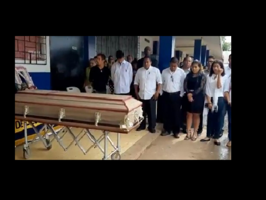 Dan último adiós a joven estudiante asesinada en Arraiján