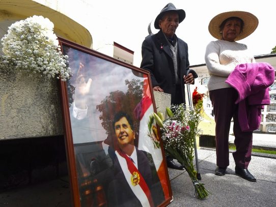Testigo declara que expresidente peruano Alan García sobornó a fiscal en 2004