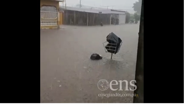 Inundaciones en Villa Don Bosco y sectores de la vía José Agustín Arango