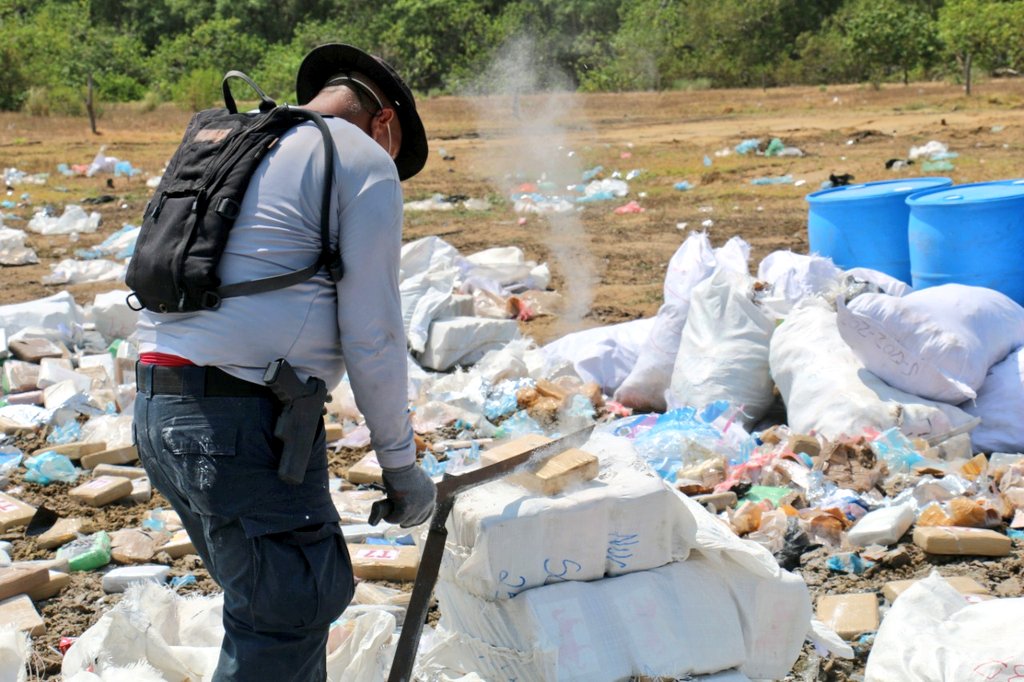 Colón: Cinco toneladas de cocaína han sido decomisadas hasta abril