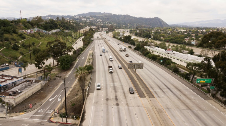 Distanciamiento social temprano en California "hizo la diferencia" con COVID-19