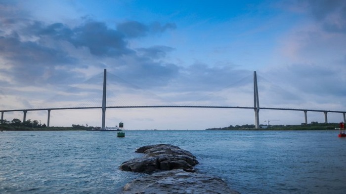 Se inaugura el Puente Atlántico
