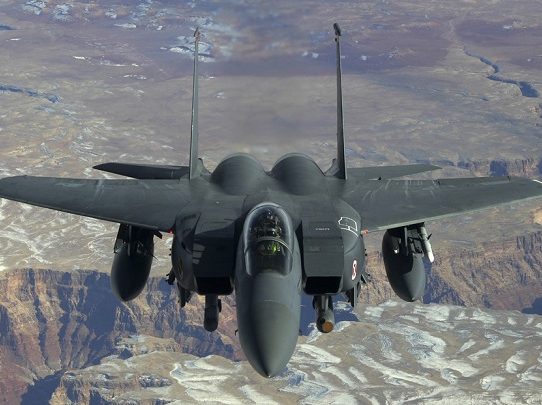 Un caza militar estadounidense F15 se estrella en el mar del Norte