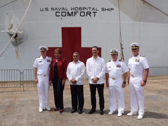 Panamá y Estados Unidos inauguran oficialmente la misión médica del  buque USNS Comfort