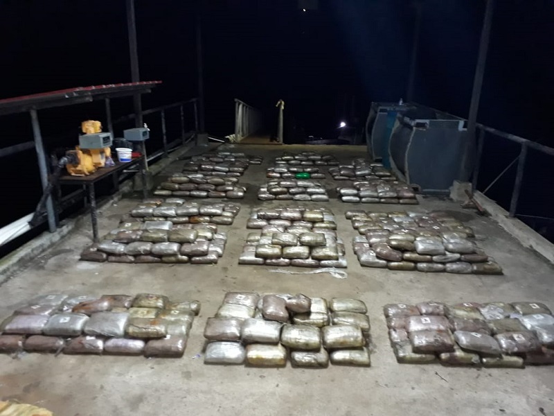 Decomisan 963 paquetes con droga al sur de Punta Burica
