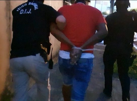 Capturan a tres presuntos miembros de pandillas que operan en Barraza