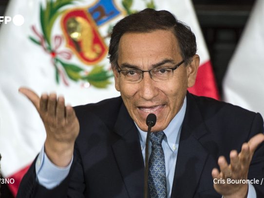 Expresidente peruano Vizcarra contrae covid-19 pese a estar vacunado