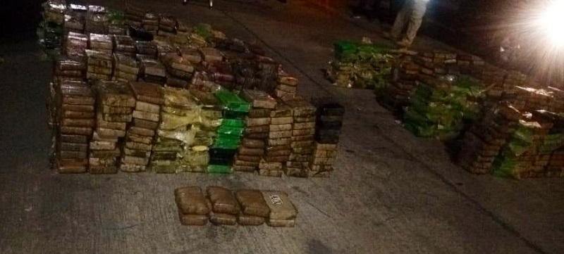 Decomisan 908 paquetes con droga en Colón