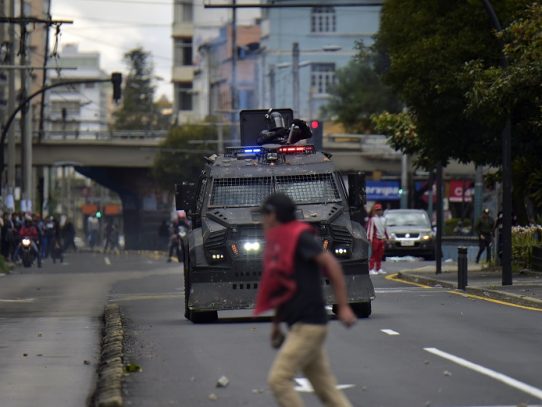 Huelga de transporte y escuelas vacías en segundo día de crisis en Ecuador
