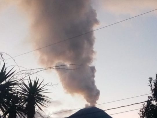 Guatemala vigila aumento de actividad volcánica del Pacaya