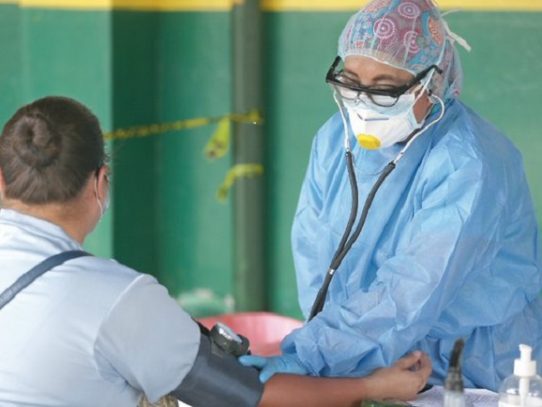 La pandemia cobra la vida de cuatro enfermeras panameñas
